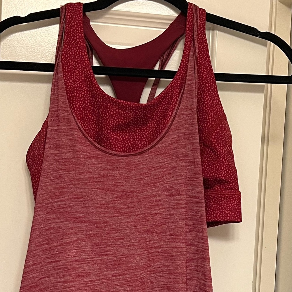 Women's Red Vintage Lululemon Sleeveless and Backless Top